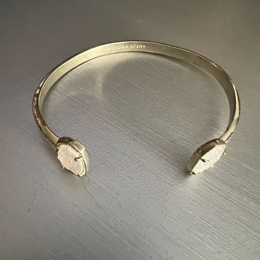 Kendra Scott Elton cuff bracelet- adjustable!!